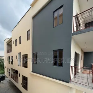 4bdrm Duplex in Obanikoro for sale