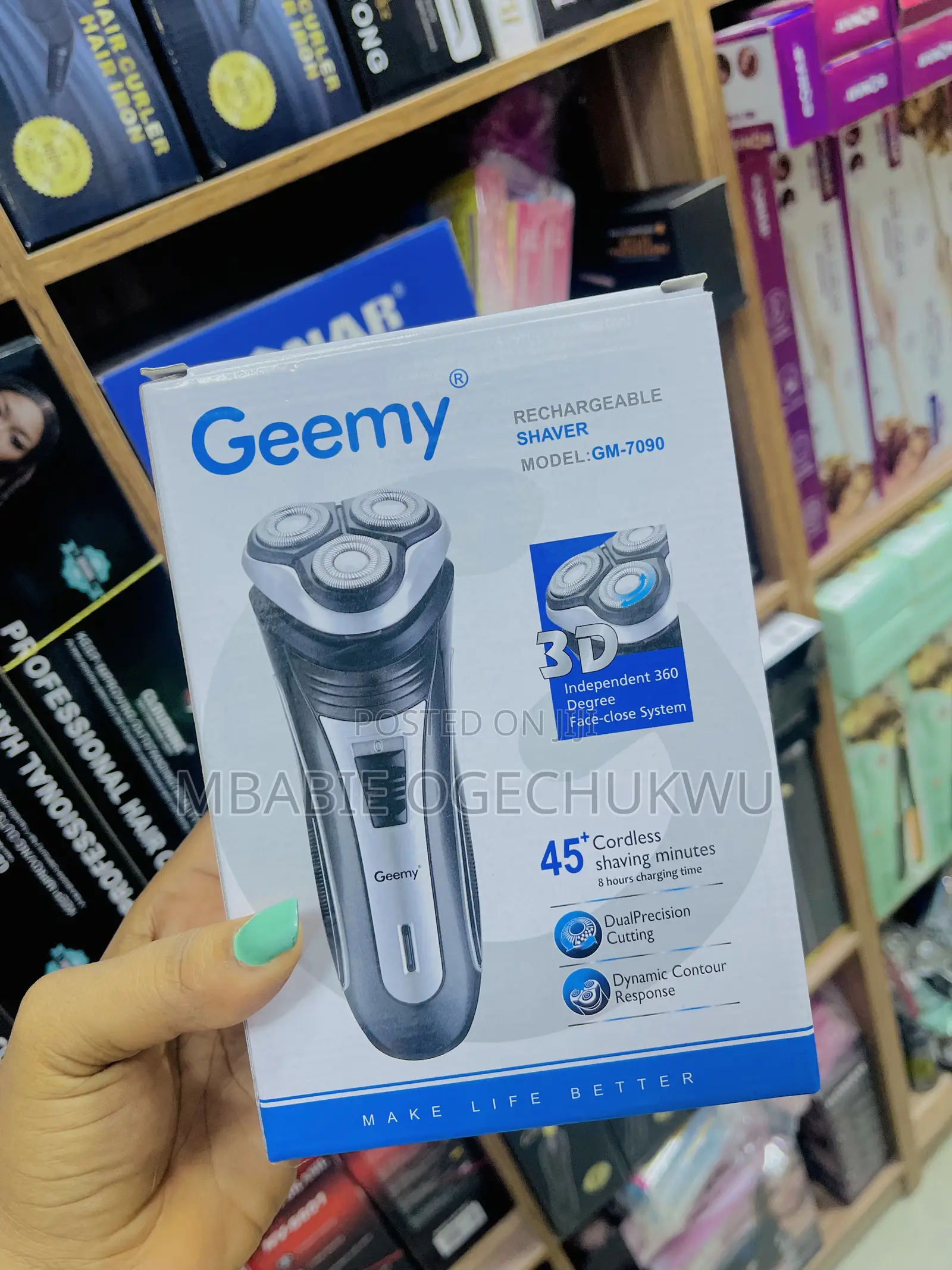 Gemmy Shaver