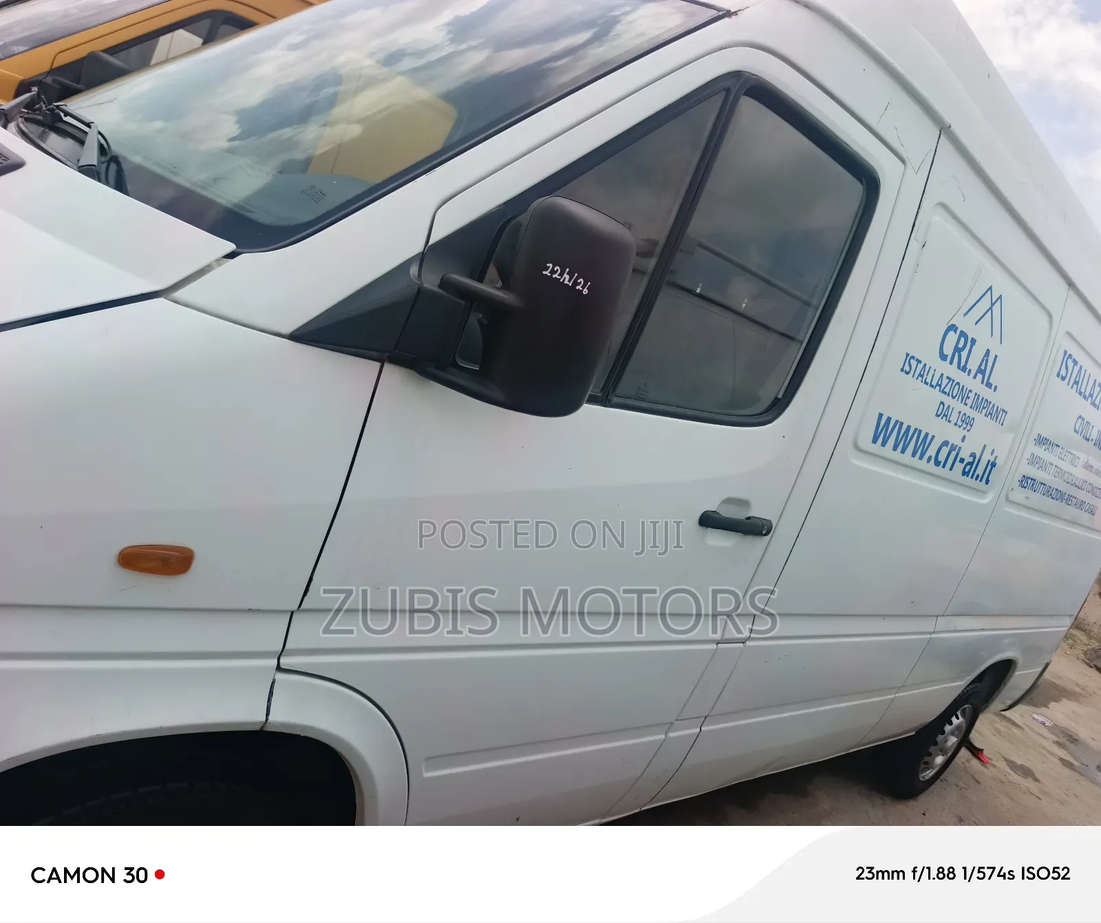 Mercedes-Benz Sprinter 2000 White