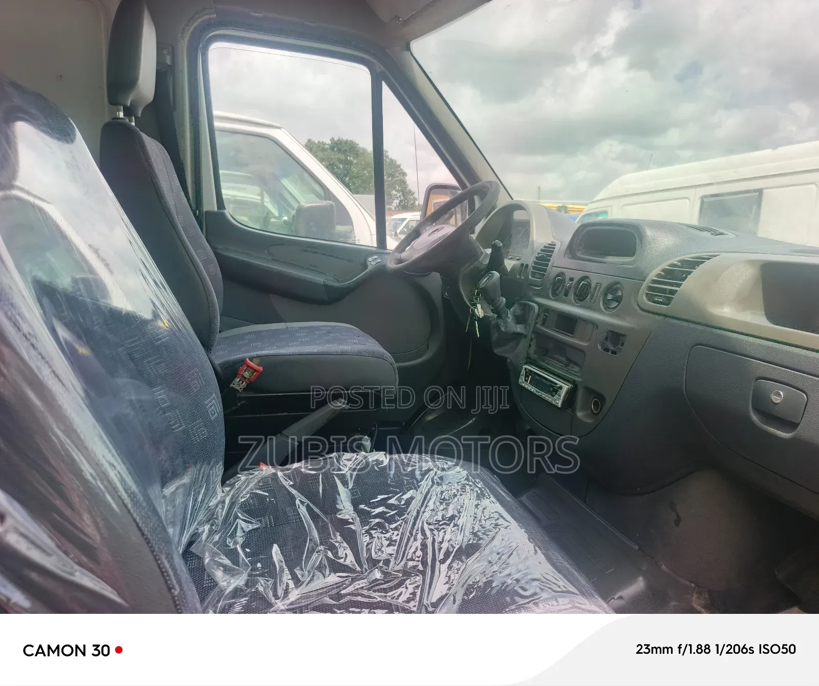 Mercedes-Benz Sprinter 2000 White
