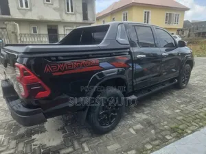 Toyota Hilux 2020 Black