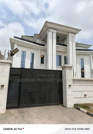 11bdrm Mansion in Guzape District for sale