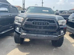 Toyota Tacoma Limited 2018 Gray
