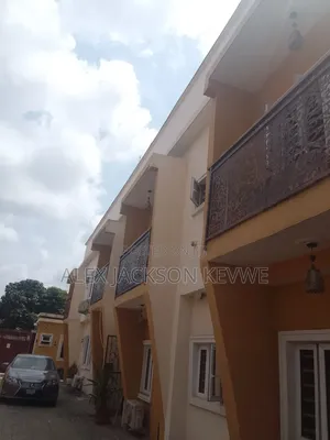 Mini Flat in Ago Palace for rent