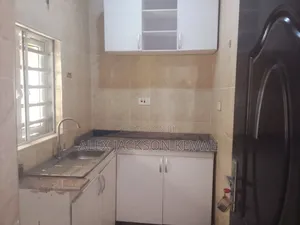 Mini Flat in Ago Palace for rent