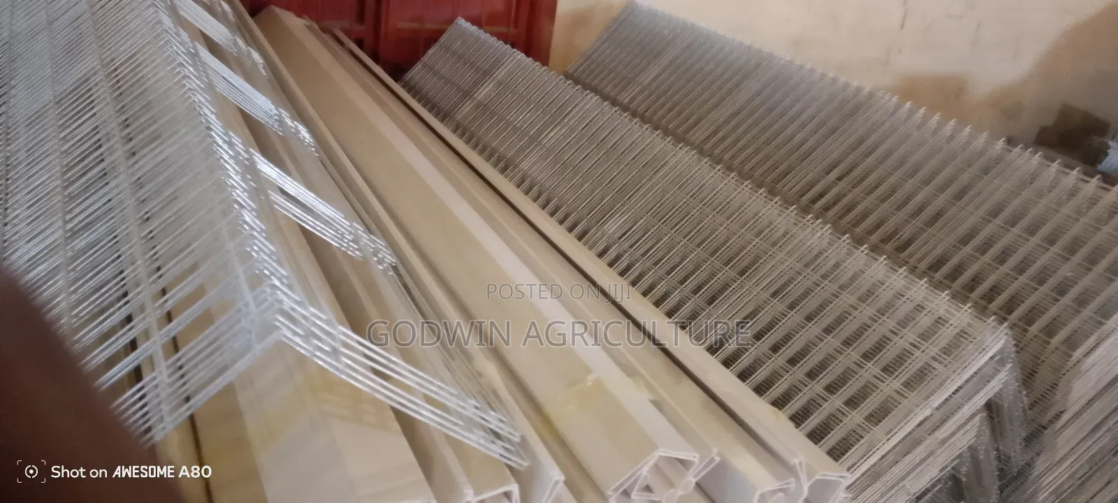 Quality Layers Cages