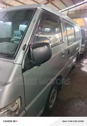 Mitsubishi Delica 2014 Grey