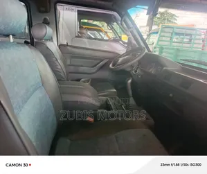 Mitsubishi Delica 2014 Grey