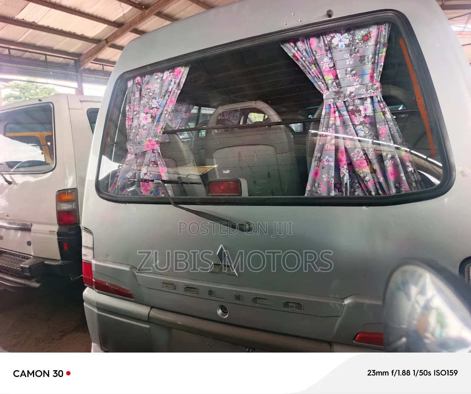 Mitsubishi Delica 2014 Grey