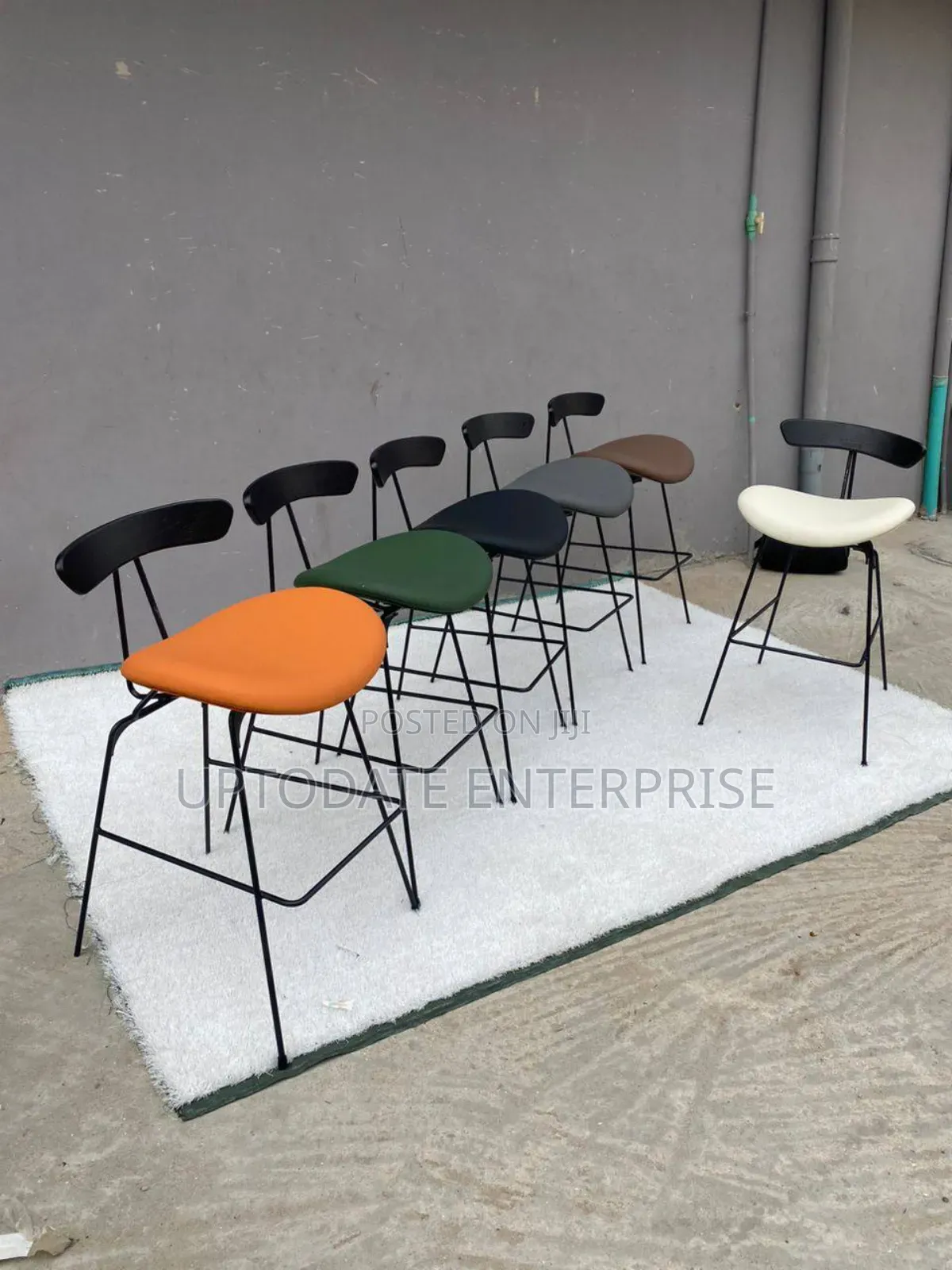 Comfortable Seating Bar Stool