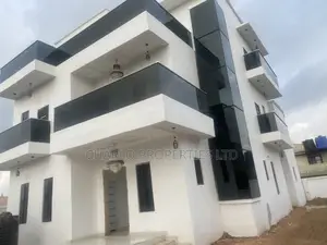 Furnished 7bdrm Duplex in Benin City for sale