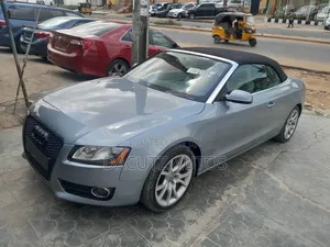 Audi A5 2.0 TDI Coupe 2011 Blue