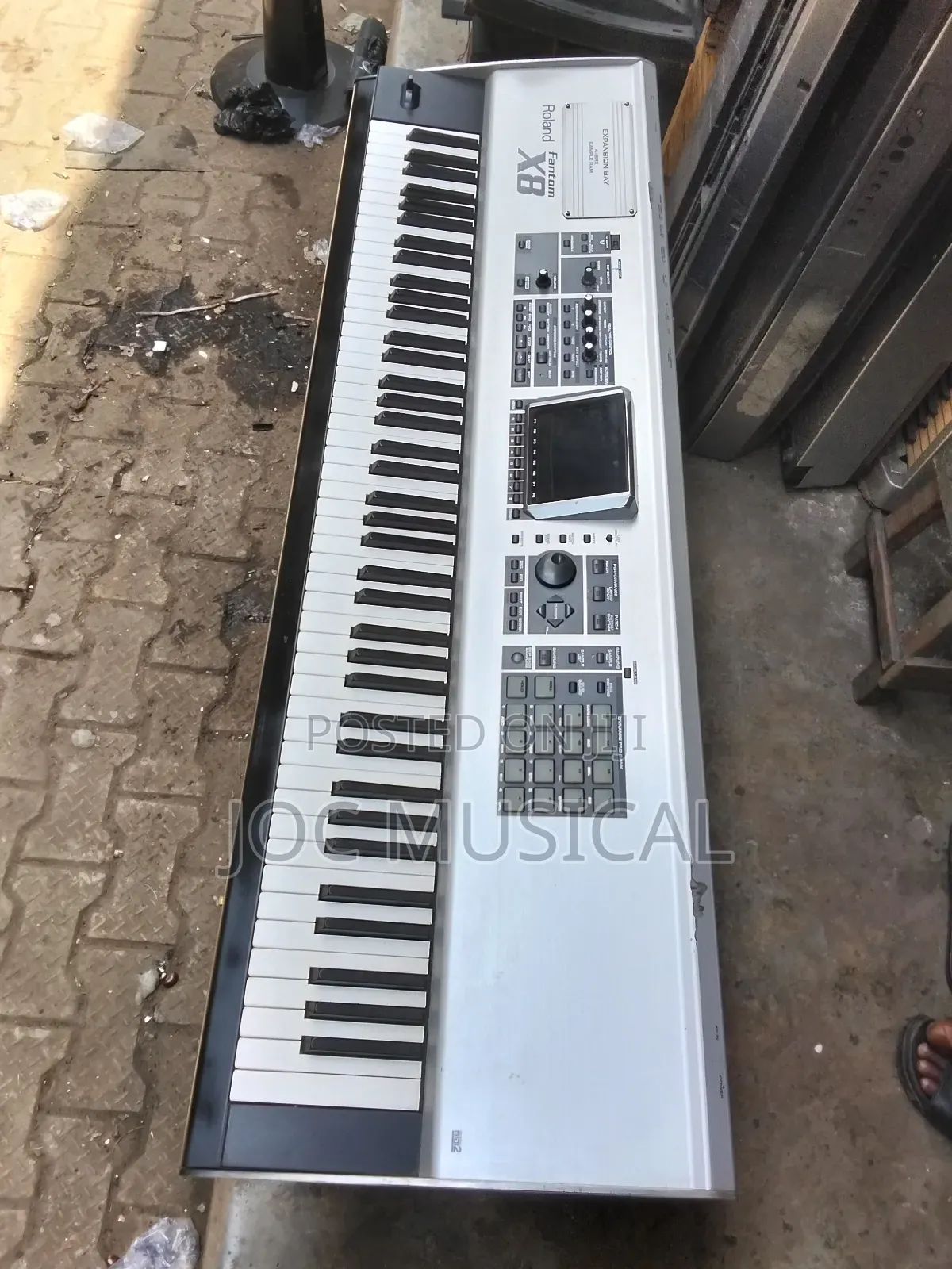 Roland Fantom X8 Keyboard