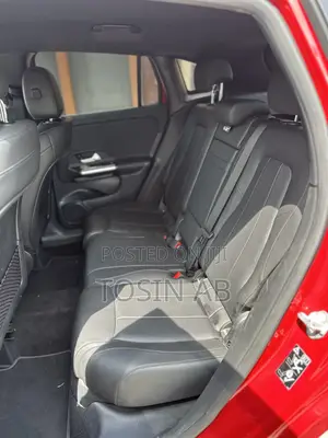 Mercedes-Benz GLA-Class 2021 Red