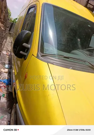 Fiat Ducato 2000 Yellow