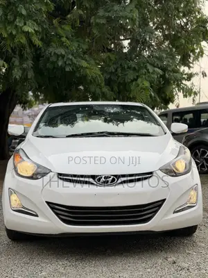 Hyundai Elantra Limited PZEV 4dr Sedan (1.8L 4cyl 6A) 2015 White