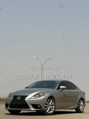 Lexus IS 200t 2016 Gold