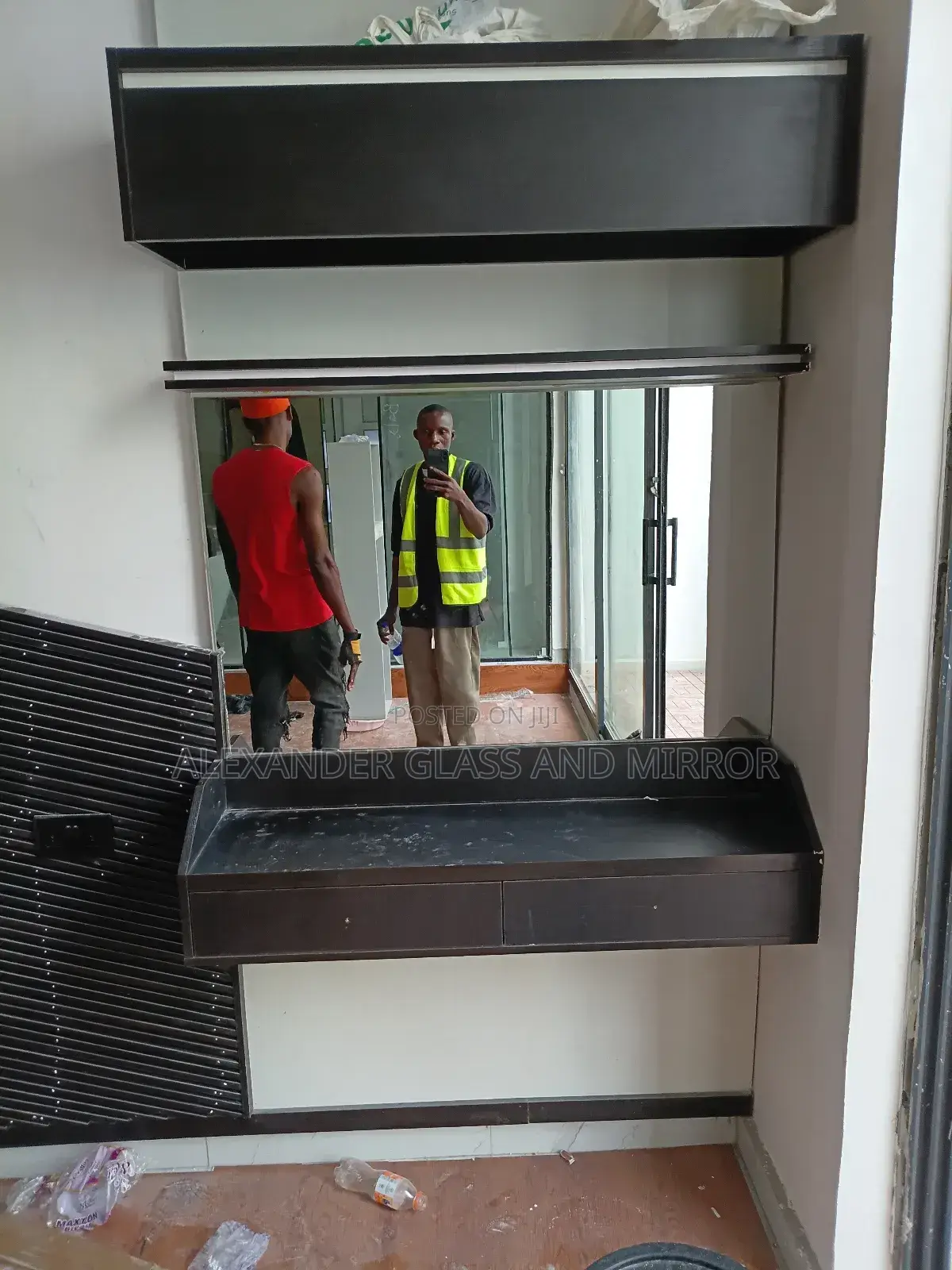 Glass And Mirror Designs