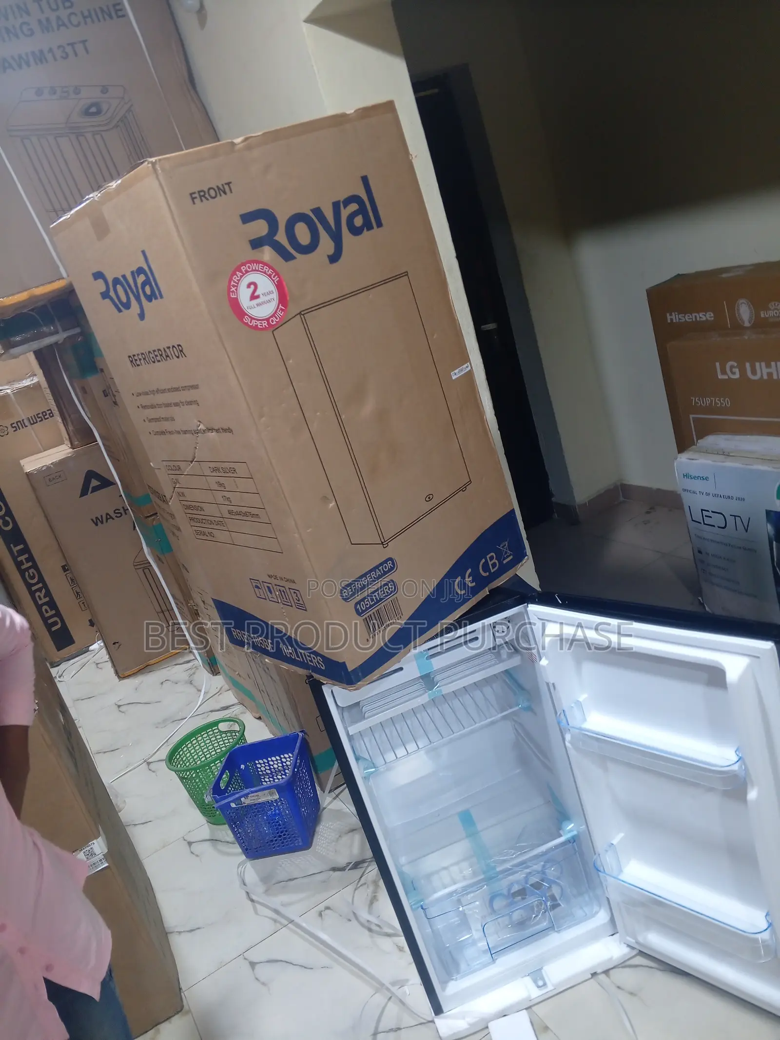 Royal 105l Table Top Fridge With Low Power Use