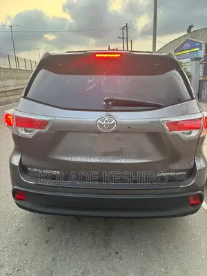 Toyota Highlander Limited 4dr SUV AWD (3.5L 6cyl 6A) 2014 Gray