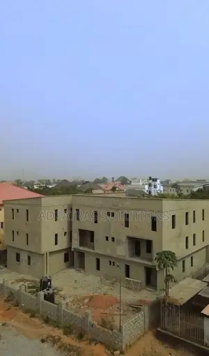 5bdrm Duplex in Kaura for sale