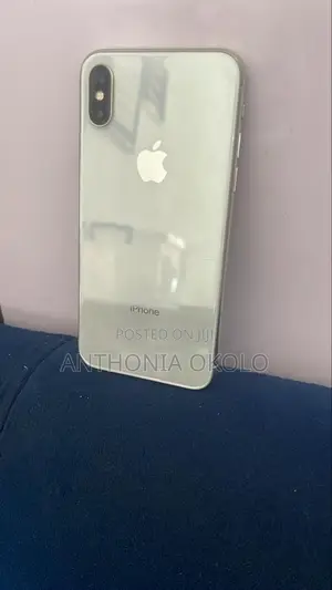 Apple iPhone X 64 GB White