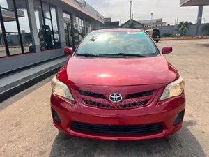Toyota Corolla LE 4dr Sedan (1.8L 4cyl 4A) 2013 Red