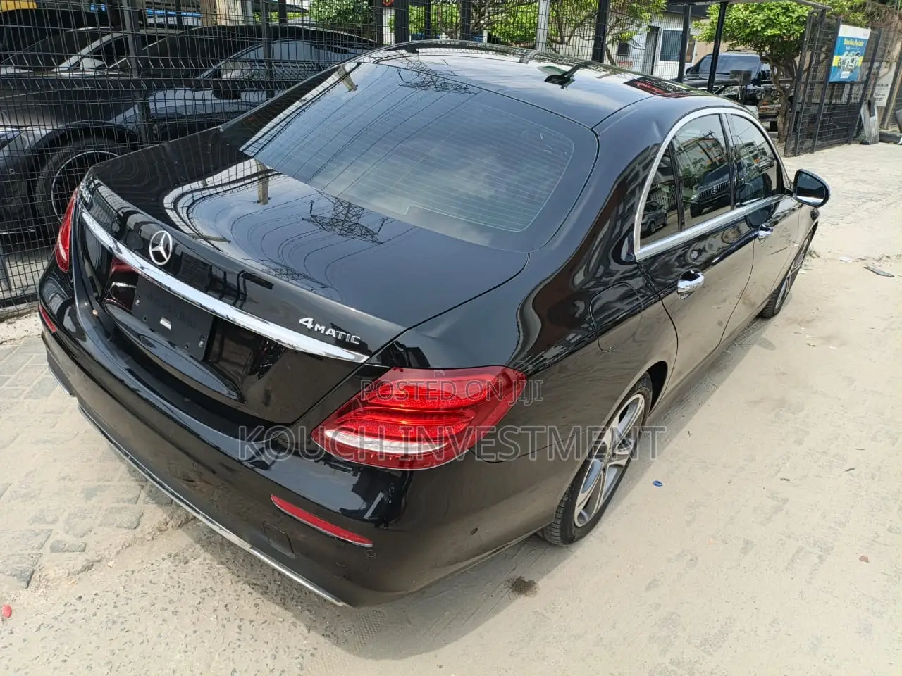 Mercedes-Benz E400 2018 Black
