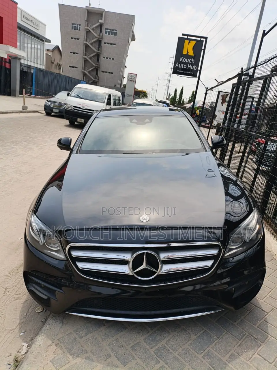 Mercedes-Benz E400 2018 Black
