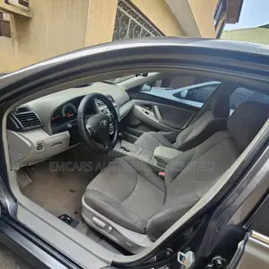 Toyota Camry 2.4 SE Automatic 2008 Gray