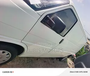 Volkswagen Transporter 2005 White