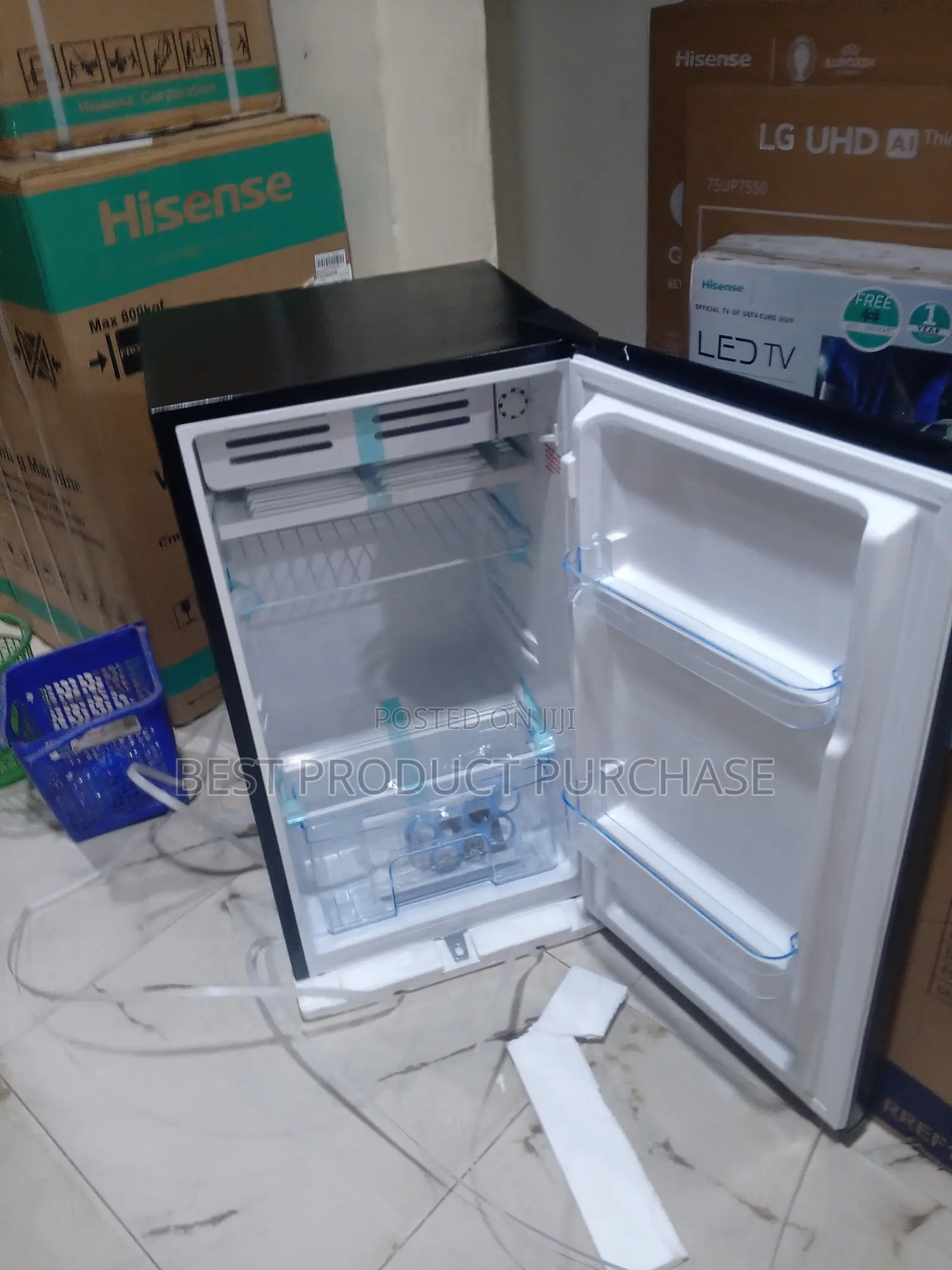 Secure Your Royal 105l Table Top Refrigerator