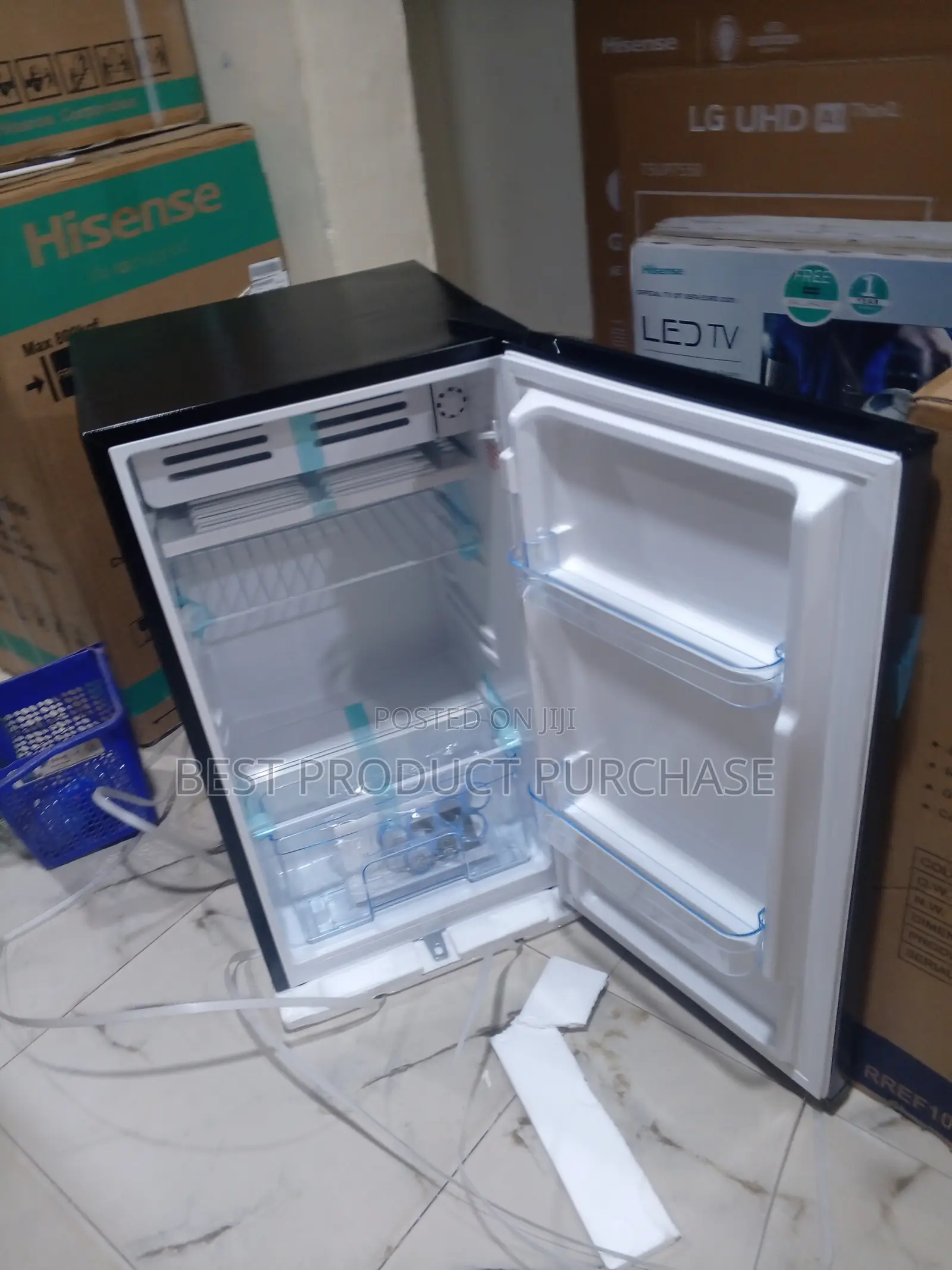 Secure Your Royal 105l Table Top Refrigerator