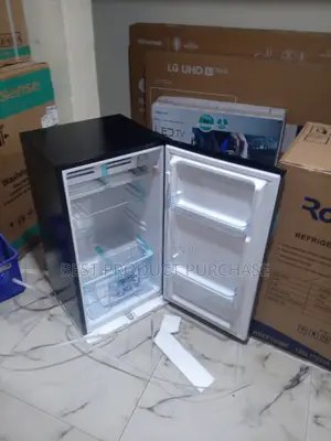 Trusted Seller: Royal 105l Table Top Fridge