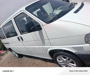 Volkswagen Transporter 2000 White