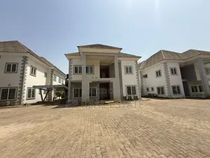 6bdrm Duplex in Maitama for sale