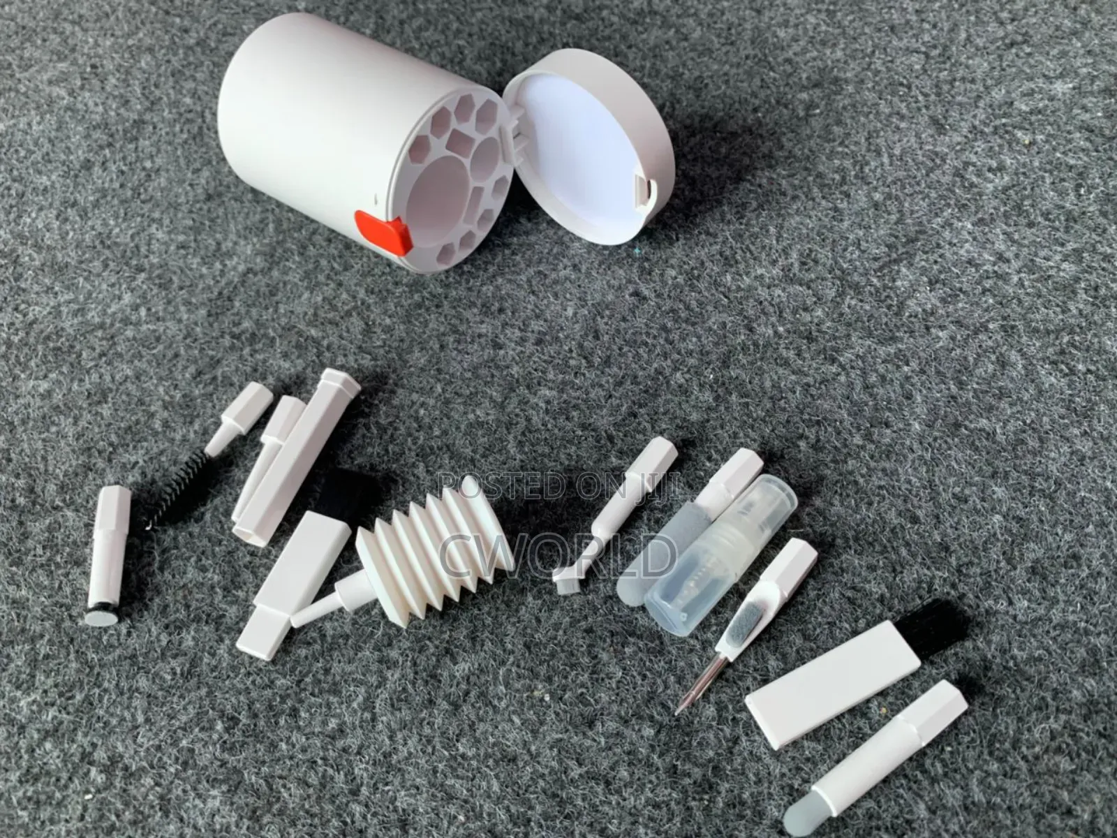 Multi-Functional Cleaning Kit