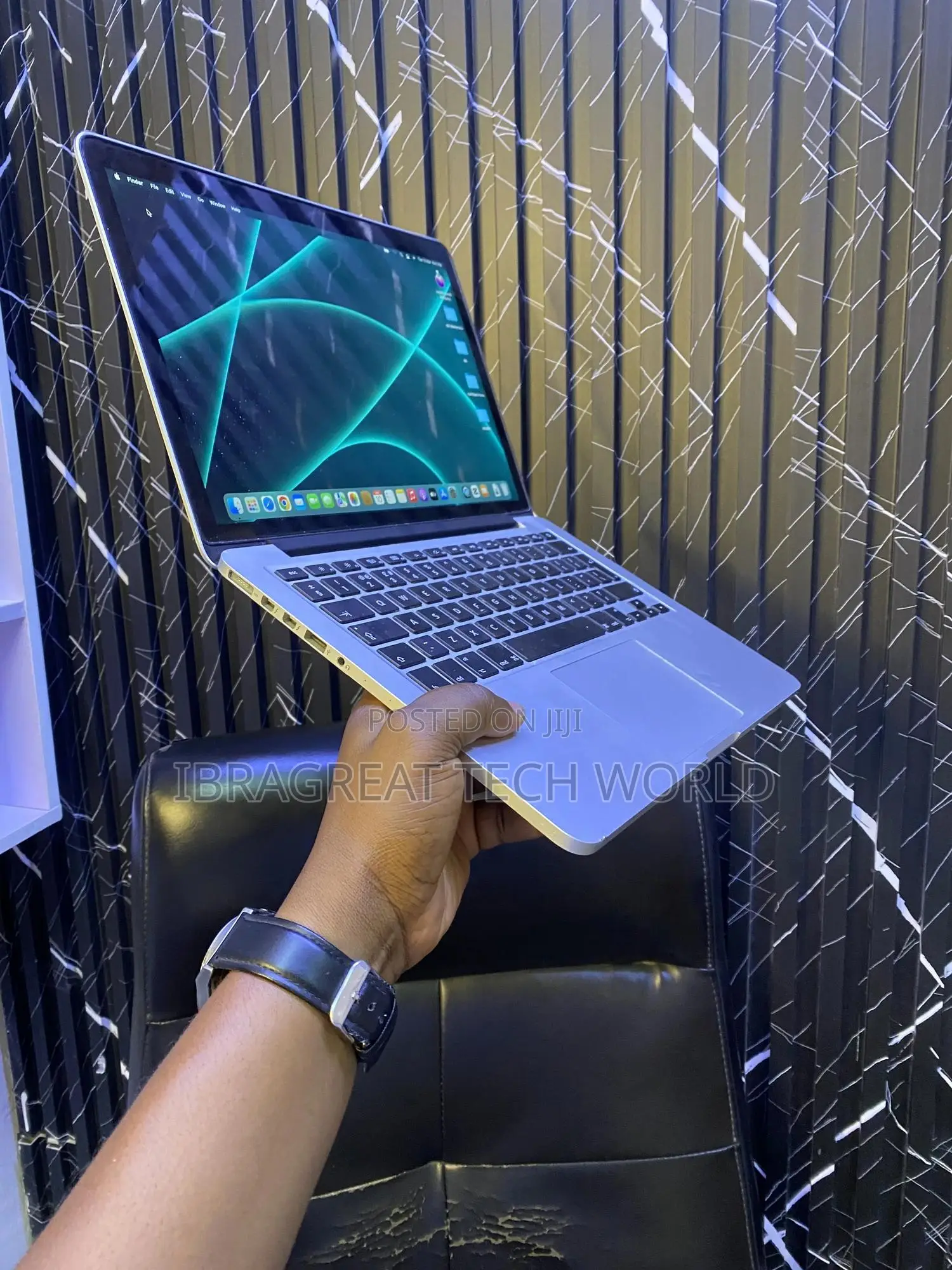 Laptop Apple MacBook Pro 2015 8GB Intel Core i5 SSD 128GB