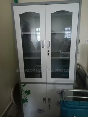 Hospital Drug Glass Cabinet