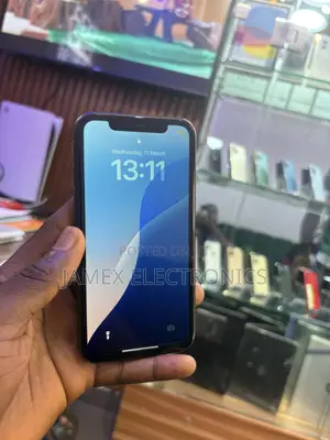 Apple iPhone 11 64 GB Black
