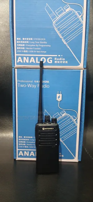 Motorola Walkie-Talkie M9