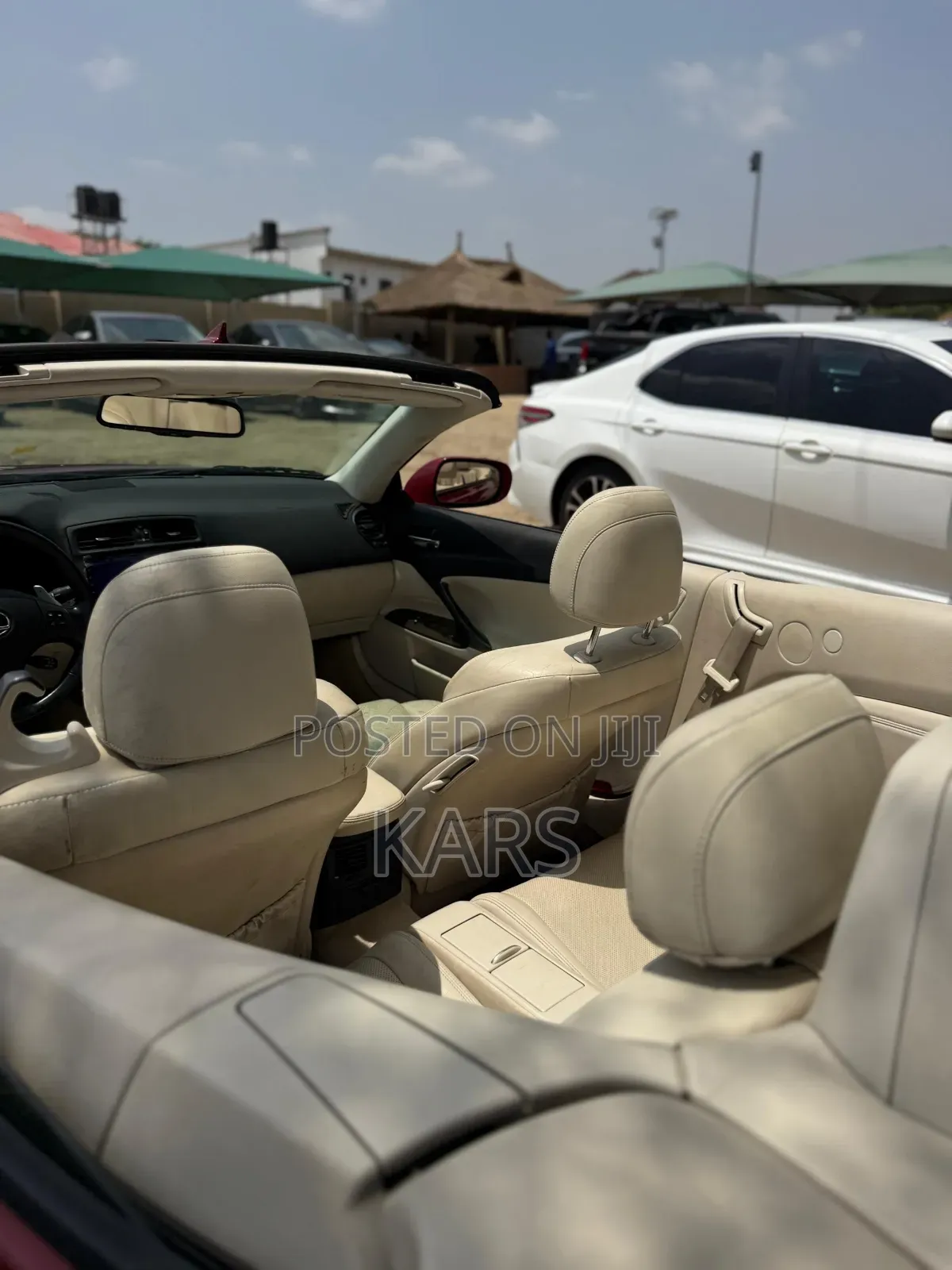 Lexus IS 250 C 2010 Red