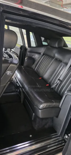 Rolls-Royce Phantom EWB 2010 Black