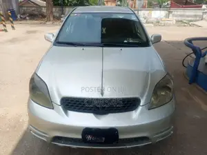 Toyota Matrix 2004 Silver