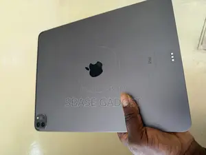 Apple iPad Pro 12.9 (2021) 512 GB Black