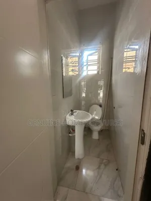 Studio Apartment in Ikota Gra for rent