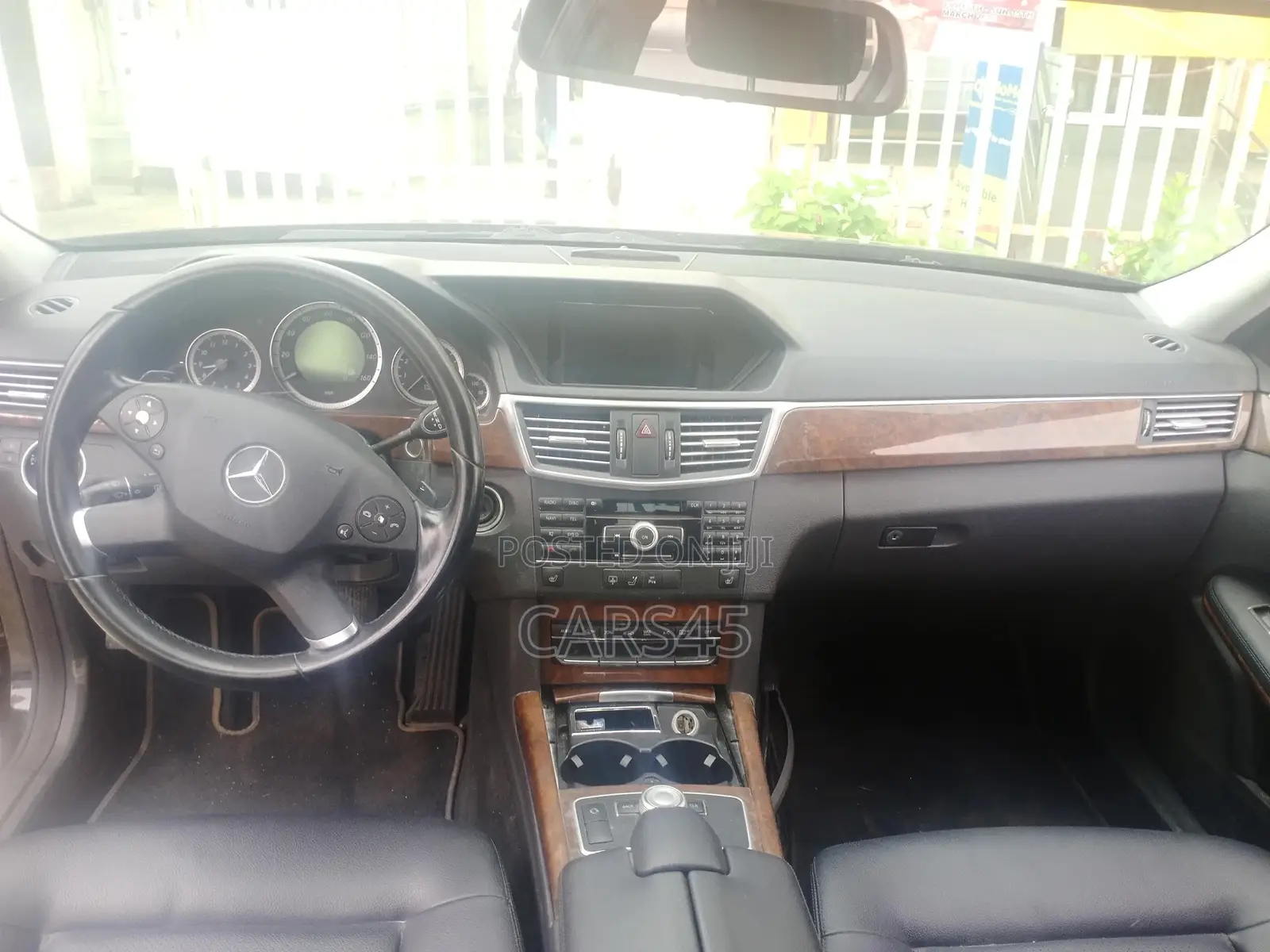 Mercedes-Benz E350 2011 Black