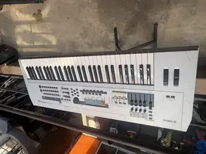 Yamaha Mo6