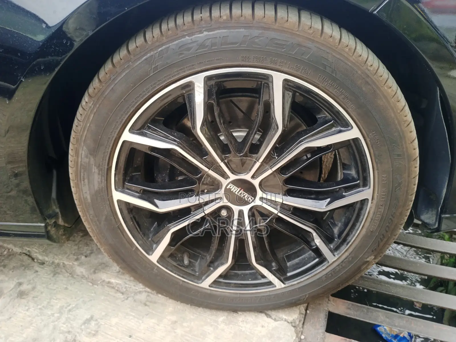 Mercedes-Benz E350 2011 Black