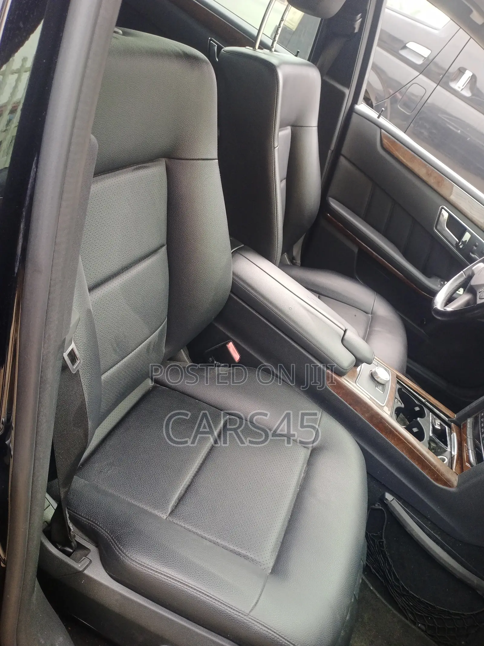 Mercedes-Benz E350 2011 Black